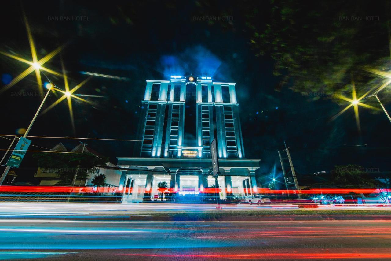 Ban Ban Hotel Phnom Penh Dış mekan fotoğraf