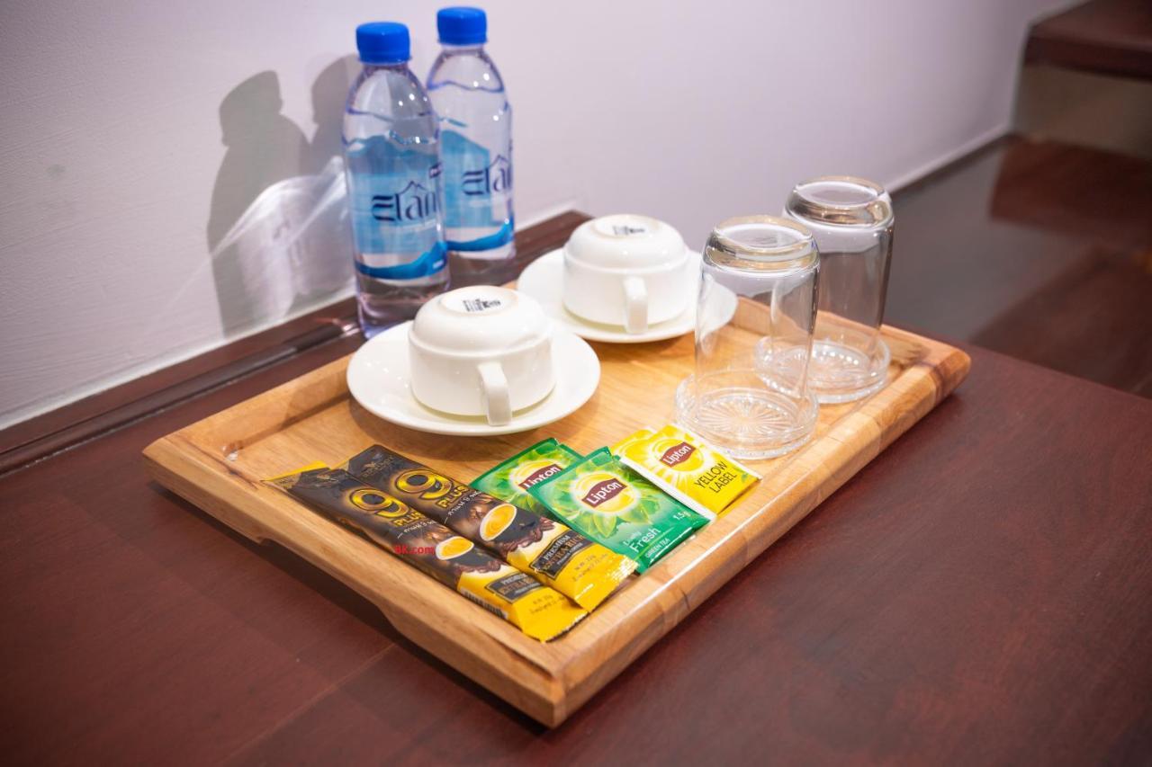 Ban Ban Hotel Phnom Penh Dış mekan fotoğraf
