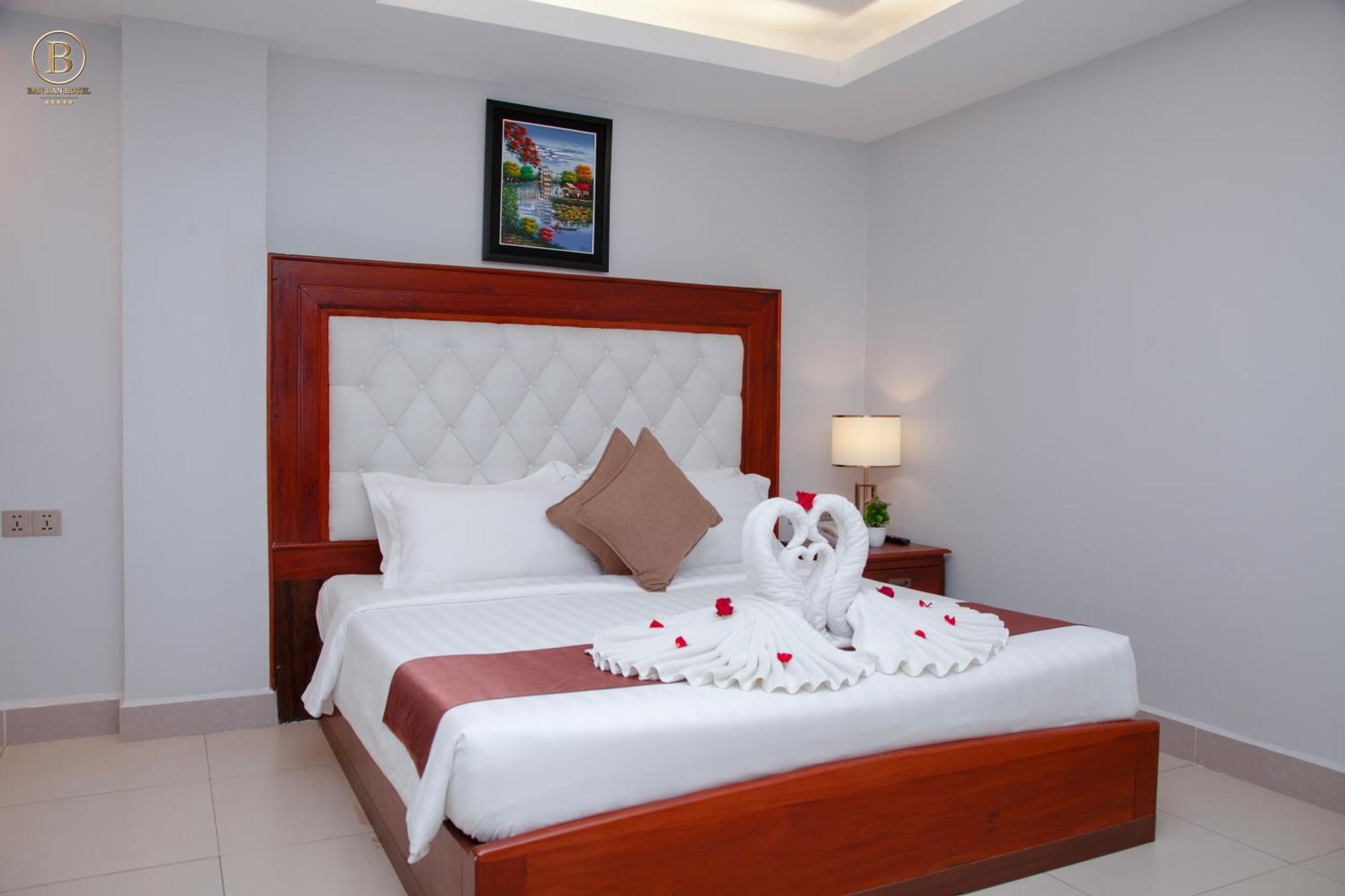 Ban Ban Hotel Phnom Penh Dış mekan fotoğraf